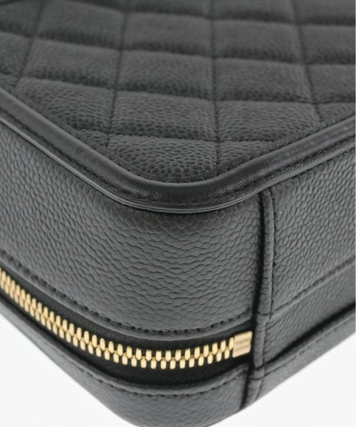 CHANEL Shoulder bags