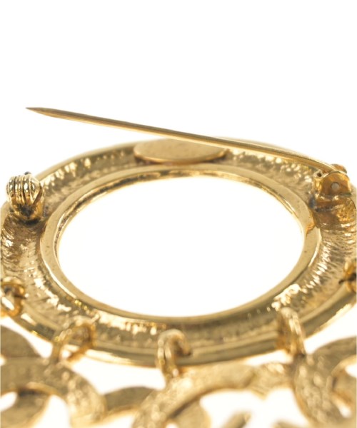 CHANEL Brooches/Corsages