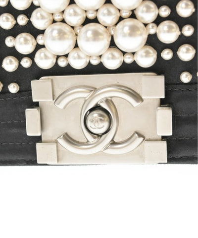 CHANEL Shoulder bags