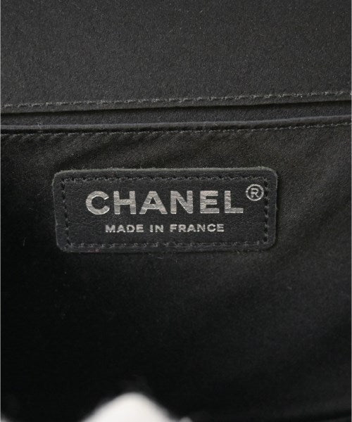 CHANEL Shoulder bags