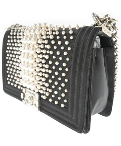 CHANEL Shoulder bags