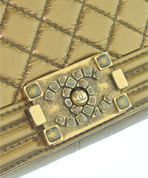 CHANEL Shoulder bags