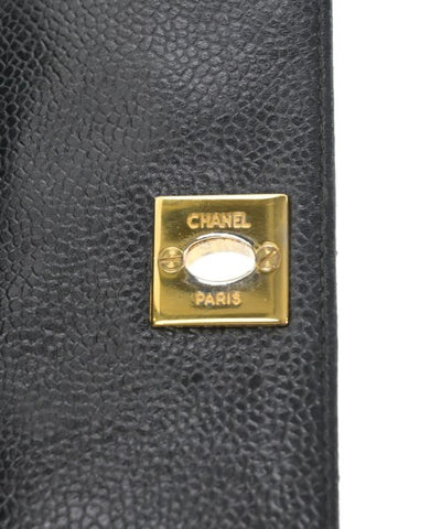 CHANEL Shoulder bags