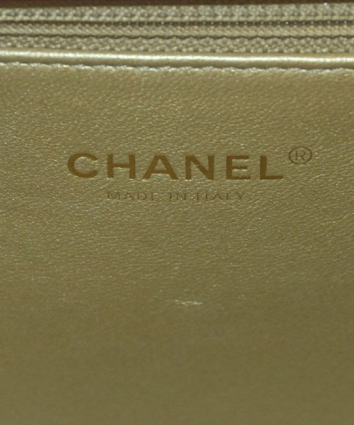 CHANEL Shoulder bags