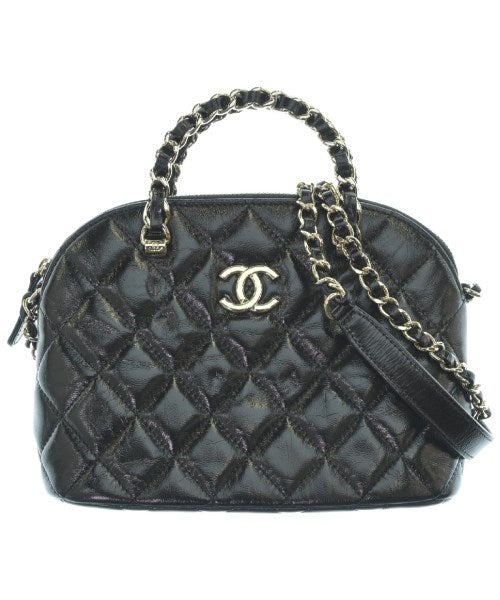 CHANEL Shoulder bags