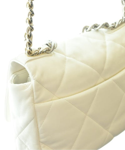 CHANEL Shoulder bags