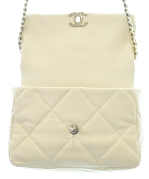 CHANEL Shoulder bags