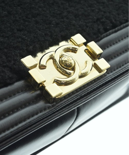 CHANEL Shoulder bags