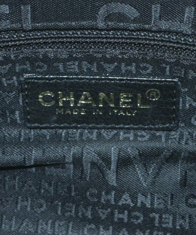 CHANEL Shoulder bags