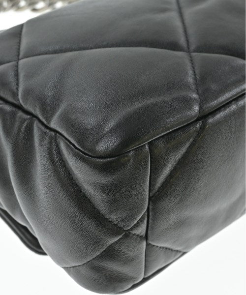 CHANEL Shoulder bags