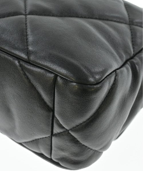 CHANEL Shoulder bags