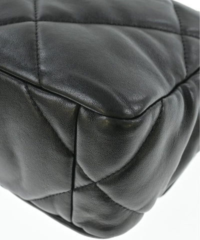 CHANEL Shoulder bags