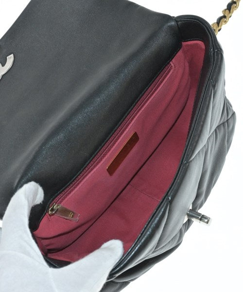 CHANEL Shoulder bags