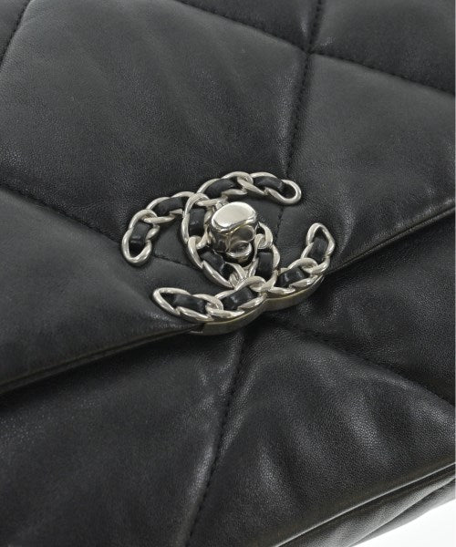 CHANEL Shoulder bags