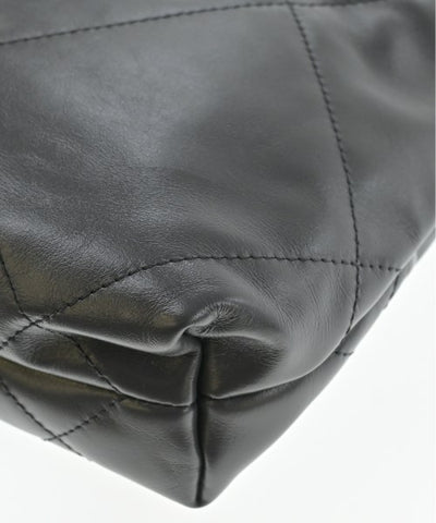 CHANEL Shoulder bags