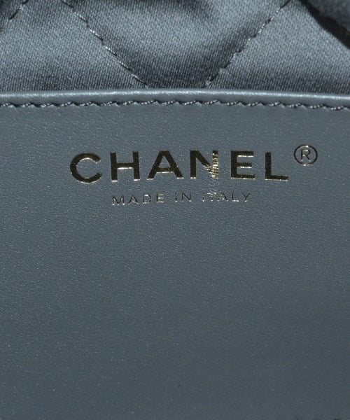 CHANEL Shoulder bags