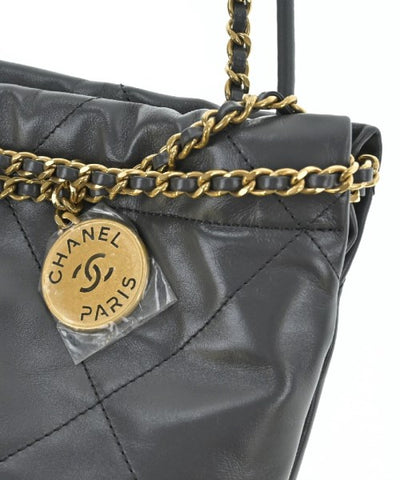 CHANEL Shoulder bags