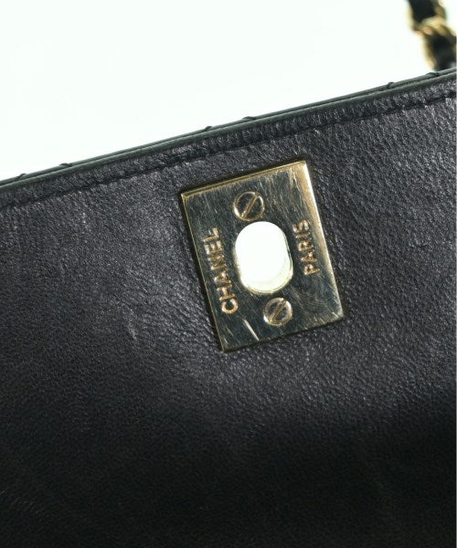 CHANEL Shoulder bags