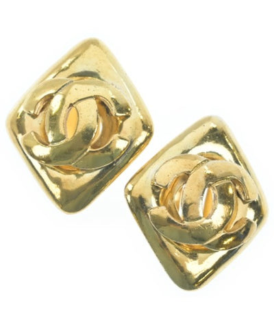 CHANEL Pierces