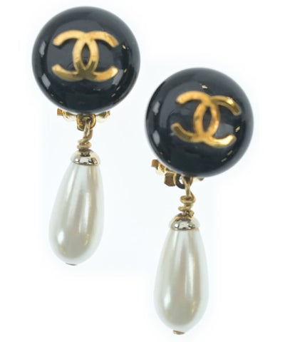 CHANEL Pierces