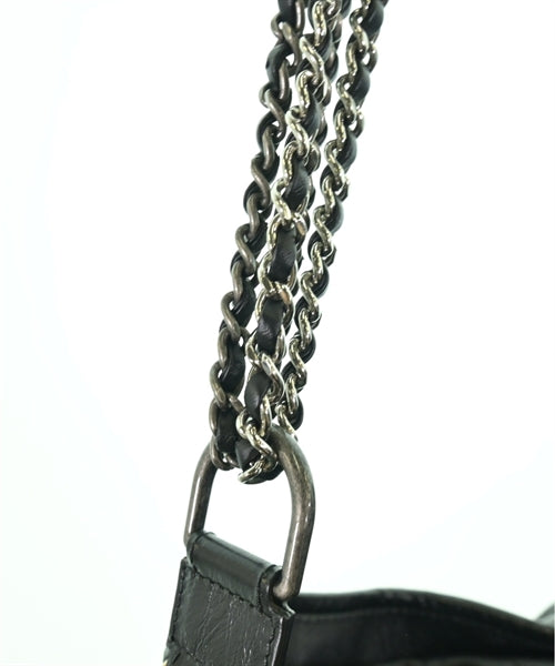 CHANEL Shoulder bags