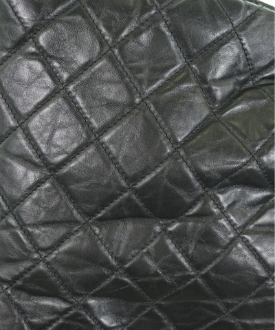 CHANEL Shoulder bags