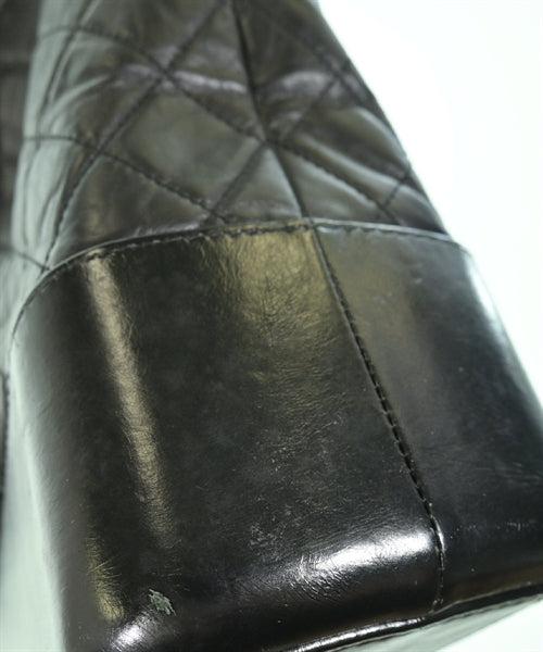 CHANEL Shoulder bags