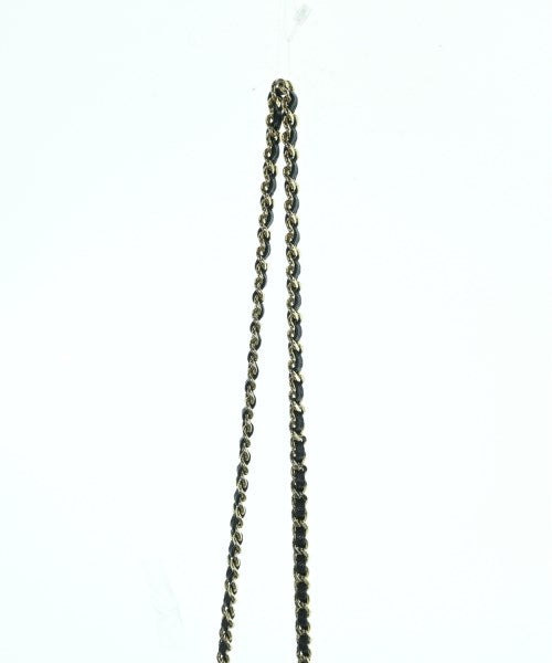 CHANEL Shoulder bags