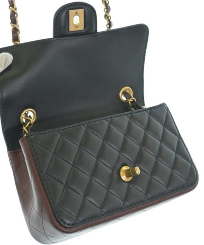 CHANEL Shoulder bags