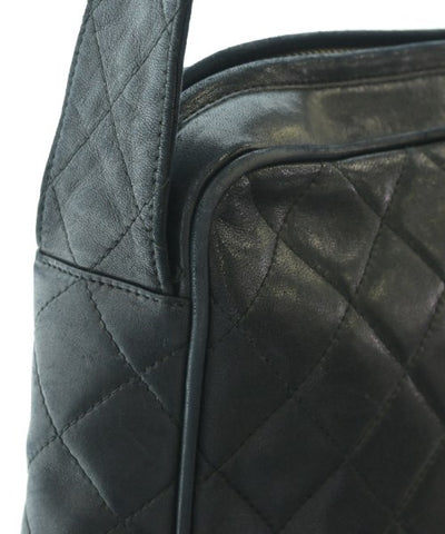 CHANEL Shoulder bags