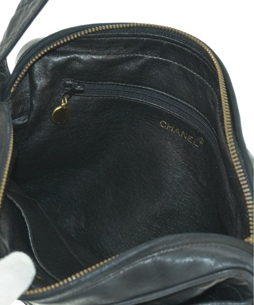 CHANEL Shoulder bags