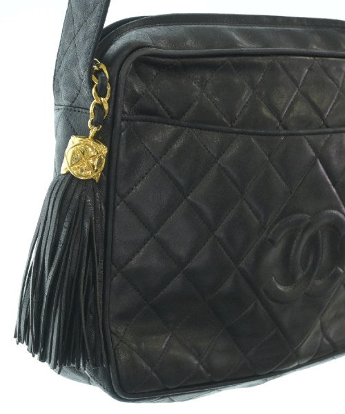 CHANEL Shoulder bags
