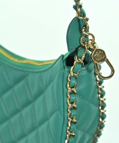 CHANEL Shoulder bags