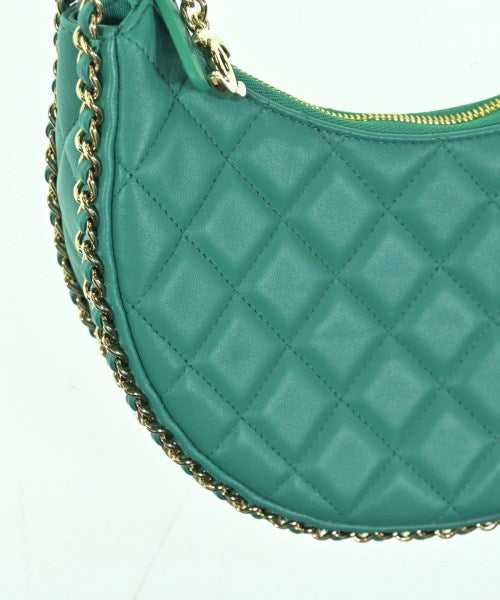 CHANEL Shoulder bags