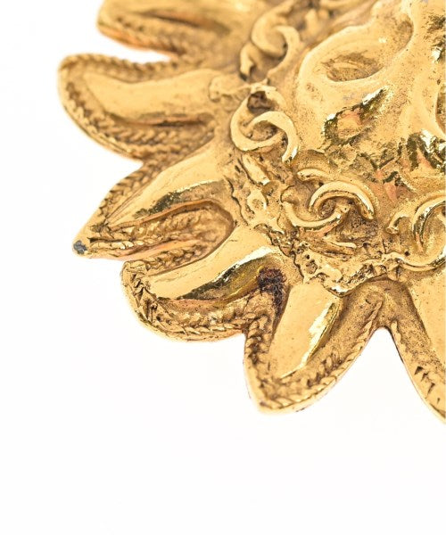 CHANEL Brooches/Corsages