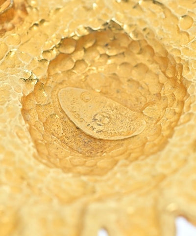 CHANEL Brooches/Corsages