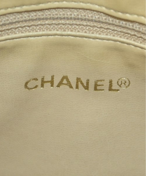 CHANEL Shoulder bags