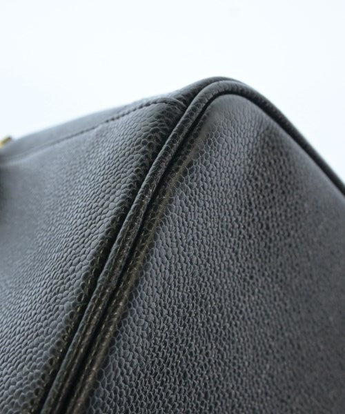 CHANEL Shoulder bags