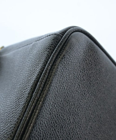 CHANEL Shoulder bags