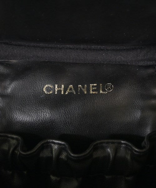 CHANEL Shoulder bags