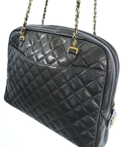 CHANEL Shoulder bags