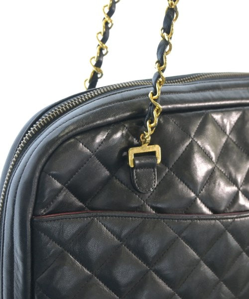 CHANEL Shoulder bags