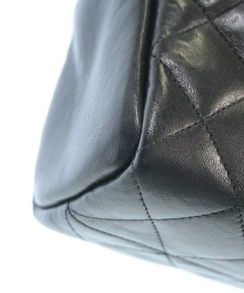 CHANEL Shoulder bags