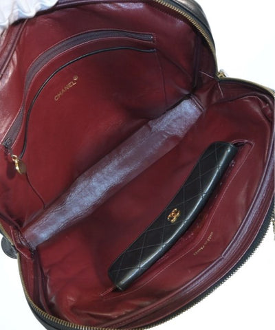 CHANEL Shoulder bags