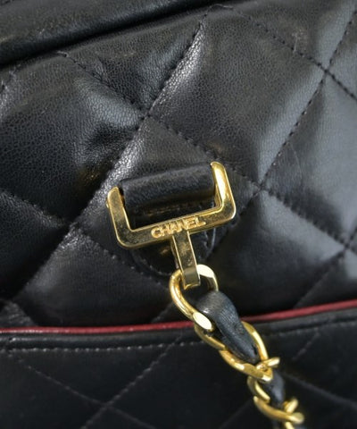 CHANEL Shoulder bags