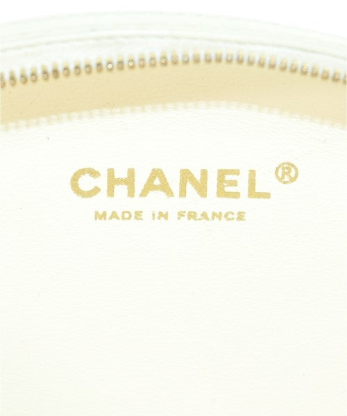 CHANEL Shoulder bags