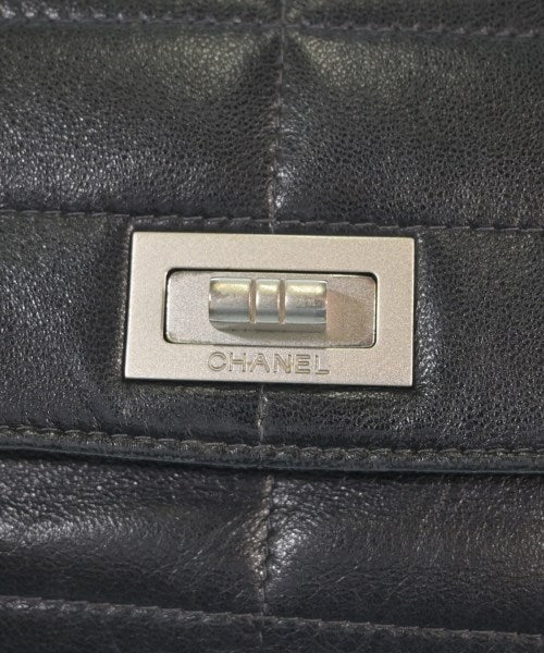 CHANEL Shoulder bags