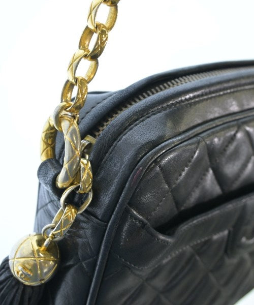 CHANEL Shoulder bags