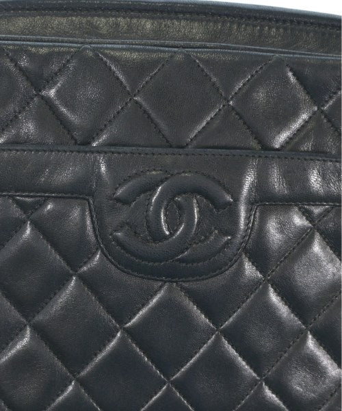 CHANEL Shoulder bags