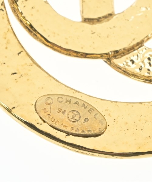 CHANEL Brooches/Corsages